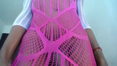 Reychell Millan  online show from October 29, 4:09 pm