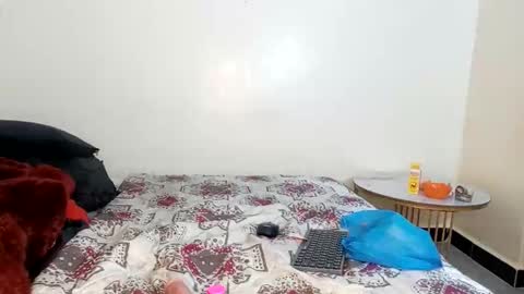 Snapshot of spicyshante chatting on September 25, 12:20 pm Shante online show from September 25, 12:20 pm