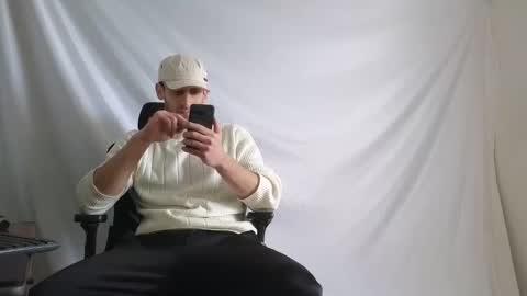 Marco. When Im offline you can view premium content in bio online show from February 12, 1:17 pm