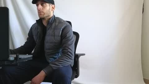 Marco. When Im offline you can view premium content in bio online show from March 25, 9:26 am