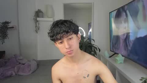 spider_baby_ online show from December 2, 10:16 pm