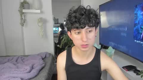 spider_baby_ online show from December 3, 11:47 pm