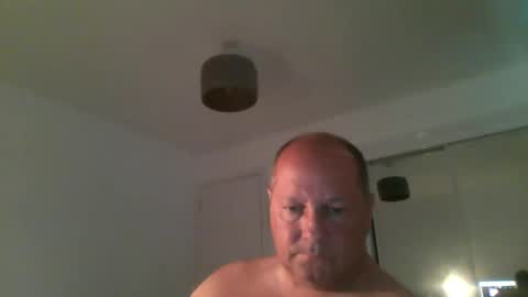 Snapshot of spidey1051a chatting on May 20, 9:37 am spidey1051a online show from May 20, 9:37 am