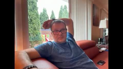 Snapshot of spike69old chatting on April 1, 10:51 pm spike69old online show from April 1, 10:51 pm