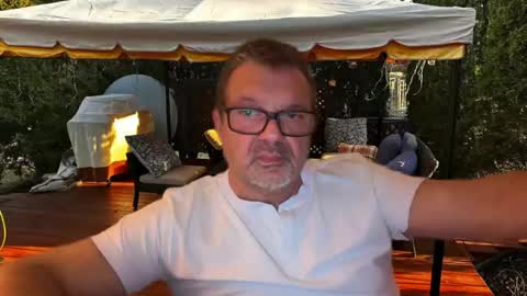 Snapshot of spike69old chatting on August 8, 1:08 am spike69old online show from August 8, 1:08 am