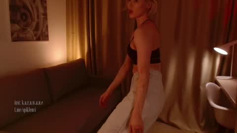 Snapshot of spiklencii chatting on February 26, 5:50 pm Elizabeth online show from February 26, 5:50 pm