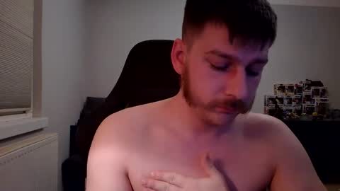 Snapshot of spikyandy chatting on February 14, 9:44 pm spikyandy online show from February 14, 9:44 pm