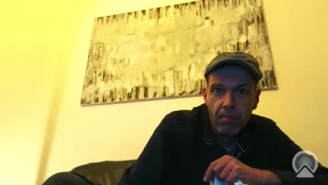 Snapshot of spliffray chatting on April 21, 2:48 am spliffray online show from April 21, 2:48 am