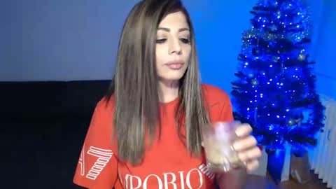 Doll online show from December 26, 3:16 am