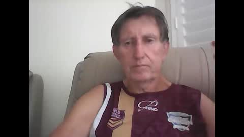 Snapshot of sportbill181 chatting on February 18, 11:22 pm sportbill181 online show from February 18, 11:22 pm