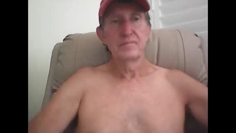 Snapshot of sportbill181 chatting on February 23, 2:09 am sportbill181 online show from February 23, 2:09 am