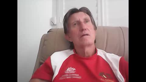 Snapshot of sportbill181 chatting on April 1, 3:51 am sportbill181 online show from April 1, 3:51 am