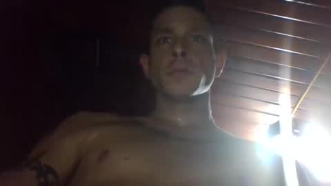 Snapshot of spotlight19955 chatting on December 29, 11:50 am TN stuf online show from December 29, 11:50 am