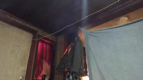 Snapshot of spotlight19955 chatting on January 30, 10:50 am TN stuf online show from January 30, 10:50 am