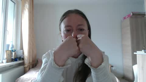 Snapshot of spring_time_ chatting on April 15, 9:38 am spring_time_ online show from April 15, 9:38 am