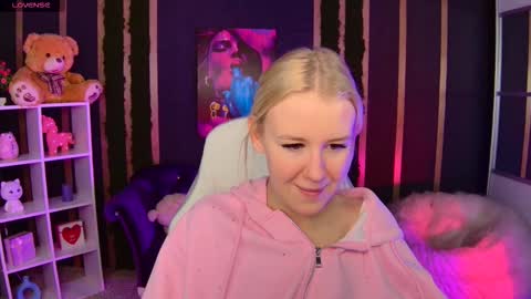 Vetta online show from February 25, 12:04 pm