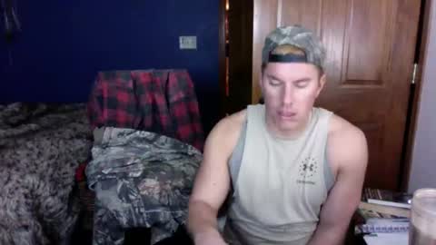 Snapshot of spun_redneck chatting on January 13, 10:31 am Spun Redneck online show from January 13, 10:31 am