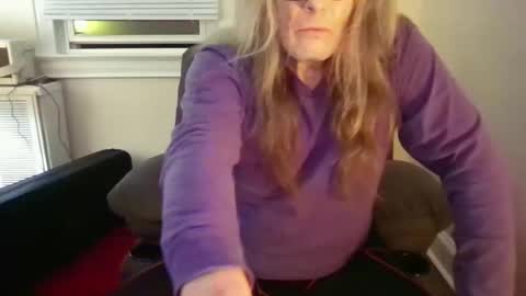 spunslut212 online show from March 1, 9:55 am