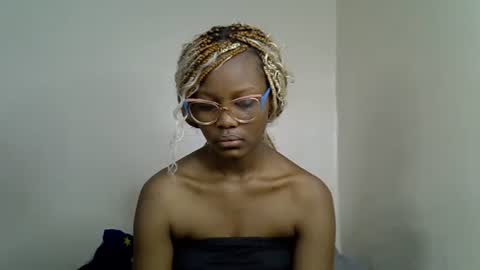 Tashy online show from October 25, 8:14 pm