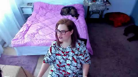 Snapshot of squirt_kimmm chatting on January 17, 12:32 pm Kim online show from January 17, 12:32 pm