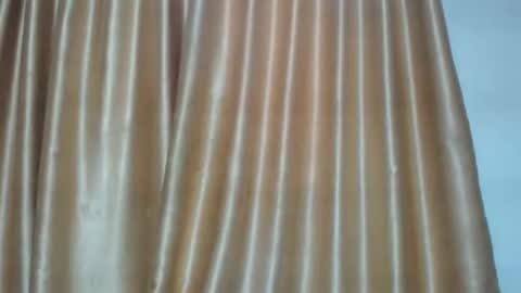 Snapshot of squirtcunt_xola chatting on February 2, 8:02 am melanie online show from February 2, 8:02 am