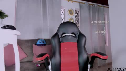 Snapshot of sr_blackk chatting on February 19, 8:38 pm Teddy online show from February 19, 8:38 pm