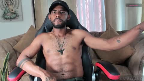 Snapshot of sr_blackk chatting on February 27, 9:59 pm Teddy online show from February 27, 9:59 pm