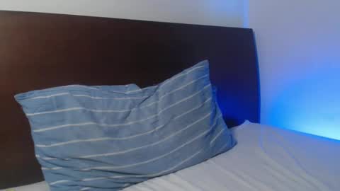 sr_bolaiinas online show from February 23, 2:14 pm