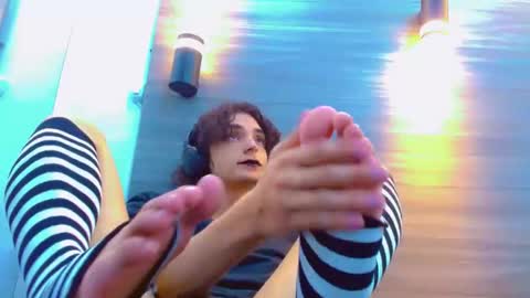 ethan online show from April 21, 12:55 pm