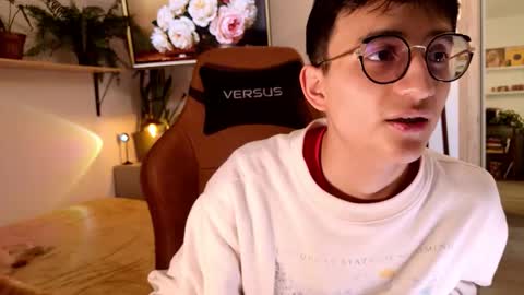 sr_evann online show from March 21, 6:22 pm