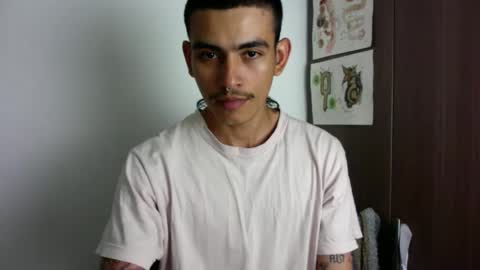 Snapshot of srcejotas chatting on October 17, 7:38 pm sorry mom online show from October 17, 7:38 pm
