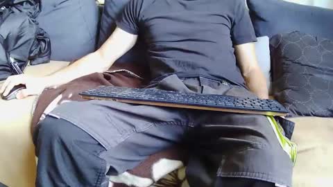 Srevinu online show from November 17, 9:15 am