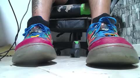 sr master cum its my old account online show from May 9, 10:59 pm