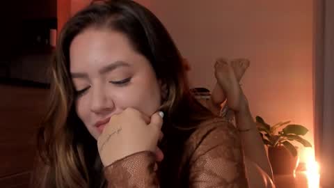 Snapshot of srta__sophie chatting on February 22, 3:45 am Sophie 3 online show from February 22, 3:45 am