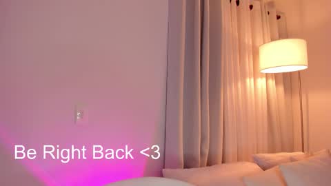 Sophie 3 online show from February 3, 1:37 am