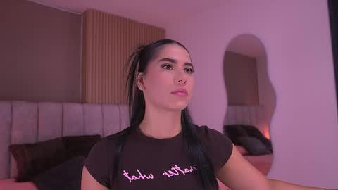 samantha online show from April 12, 7:19 pm