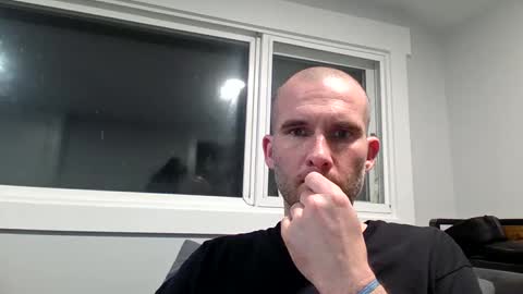 sscccooottt online show from February 21, 7:42 am