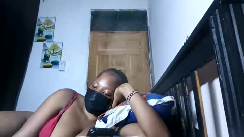 ssexxyred online show from April 7, 12:55 am