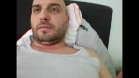 Snapshot of sta13 chatting on December 11, 10:03 am sta13 online show from December 11, 10:03 am