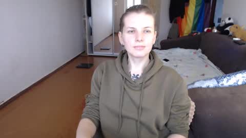 Snapshot of stacey_hot_01 chatting on December 10, 11:22 am Stacey online show from December 10, 11:22 am