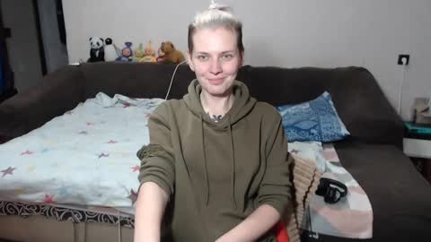 Snapshot of stacey_hot_01 chatting on December 25, 10:27 pm Stacey online show from December 25, 10:27 pm