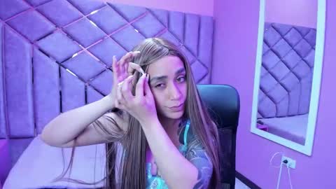 Stacey lee online show from December 22, 8:06 pm