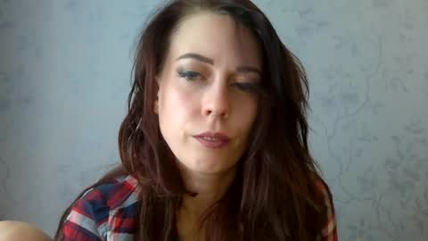 staceywellsx online show from August 2, 9:41 am