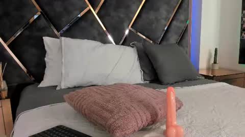 Stacie online show from July 26, 5:53 pm