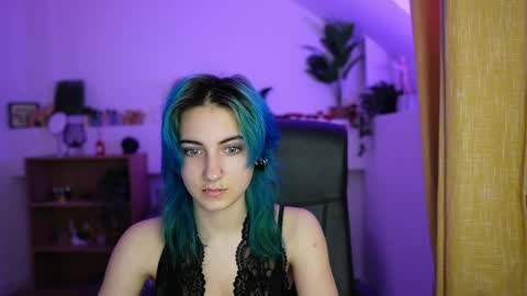 stacy  x3 online show from April 16, 8:15 am