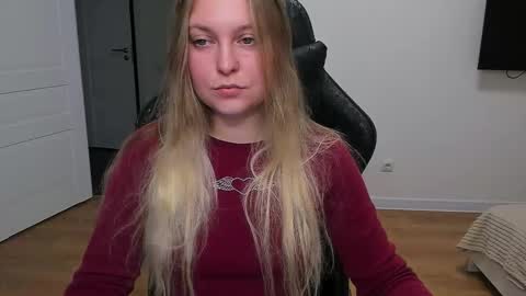 Snapshot of stacy_miraclee chatting on September 13, 3:23 pm Stacy  online show from September 13, 3:23 pm