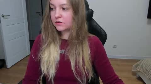 Snapshot of stacy_miraclee chatting on February 9, 6:23 pm Stacy online show from February 9, 6:23 pm