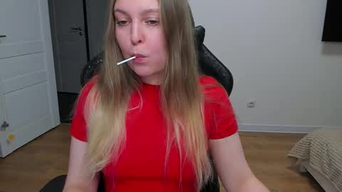 Snapshot of stacy_miraclee chatting on February 12, 3:40 pm Stacy online show from February 12, 3:40 pm