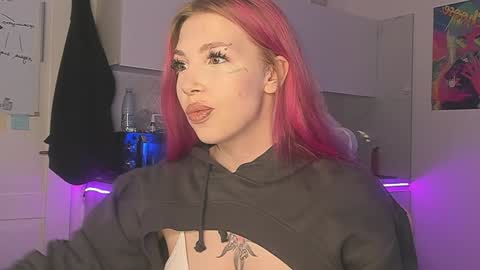 Snapshot of stacy_quinst chatting on January 19, 9:13 pm Stacy online show from January 19, 9:13 pm