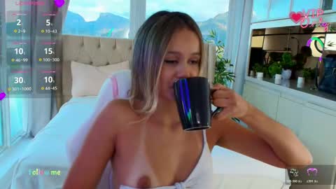 Stacy Tyler online show from June 5, 7:19 pm